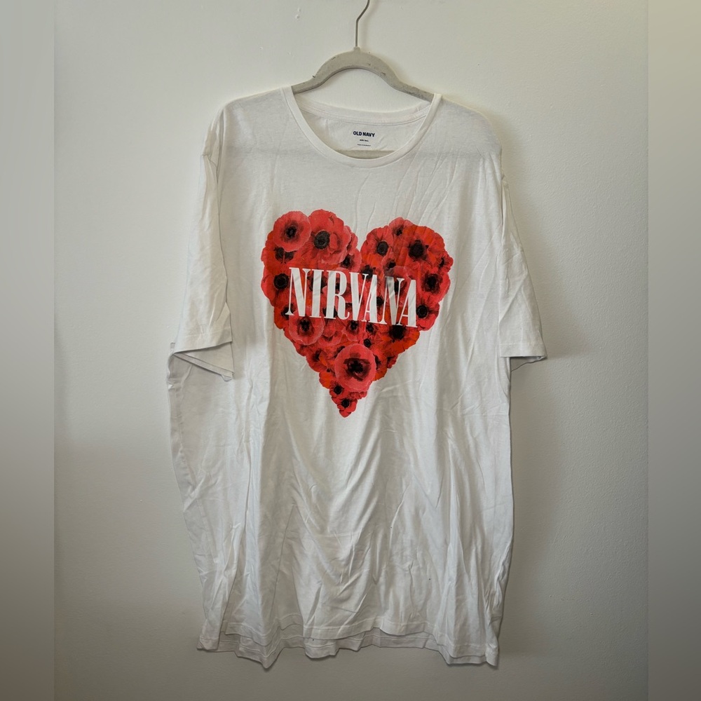 Old Navy Graphic Tee